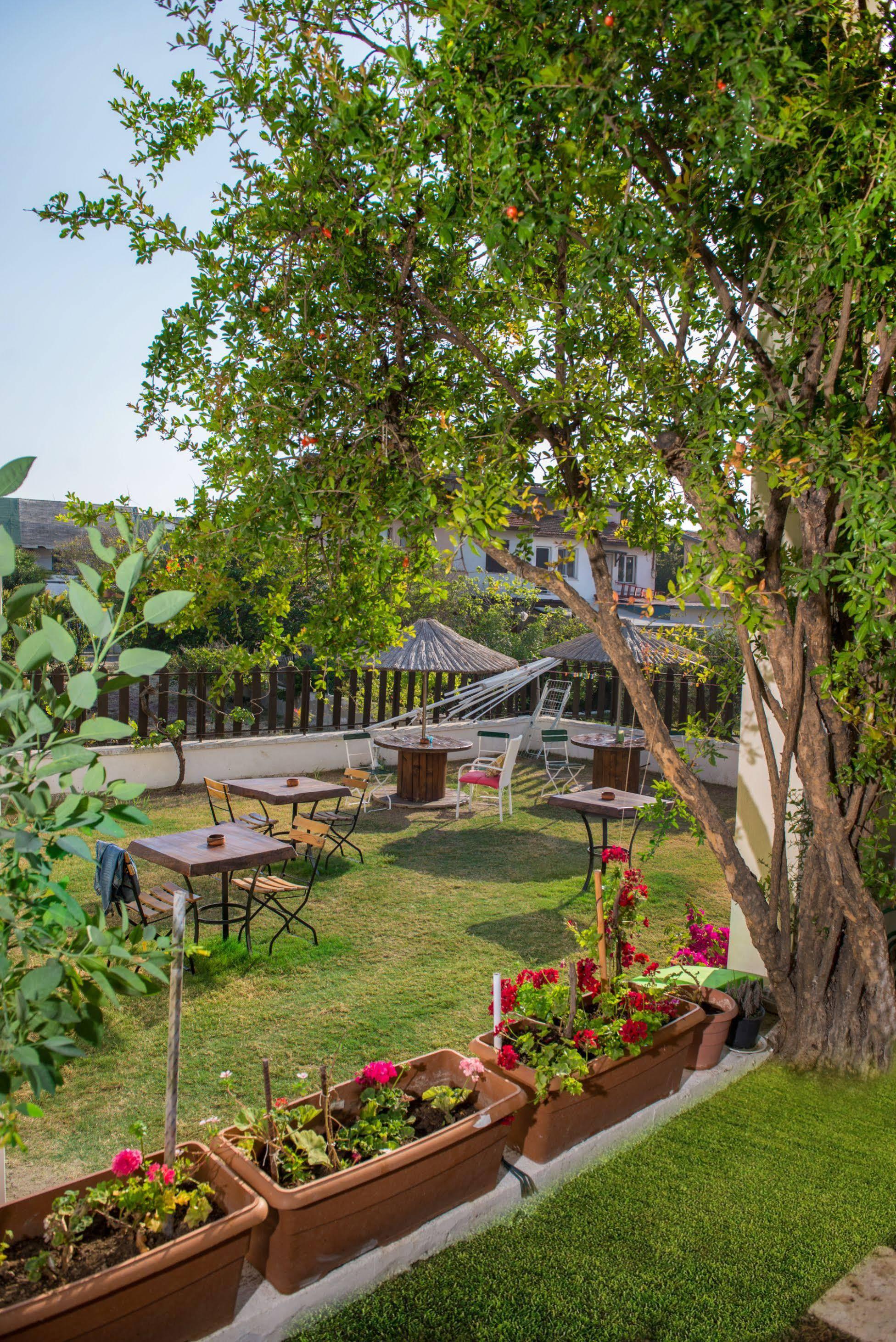Destina Hotel Кешме Экстерьер фото