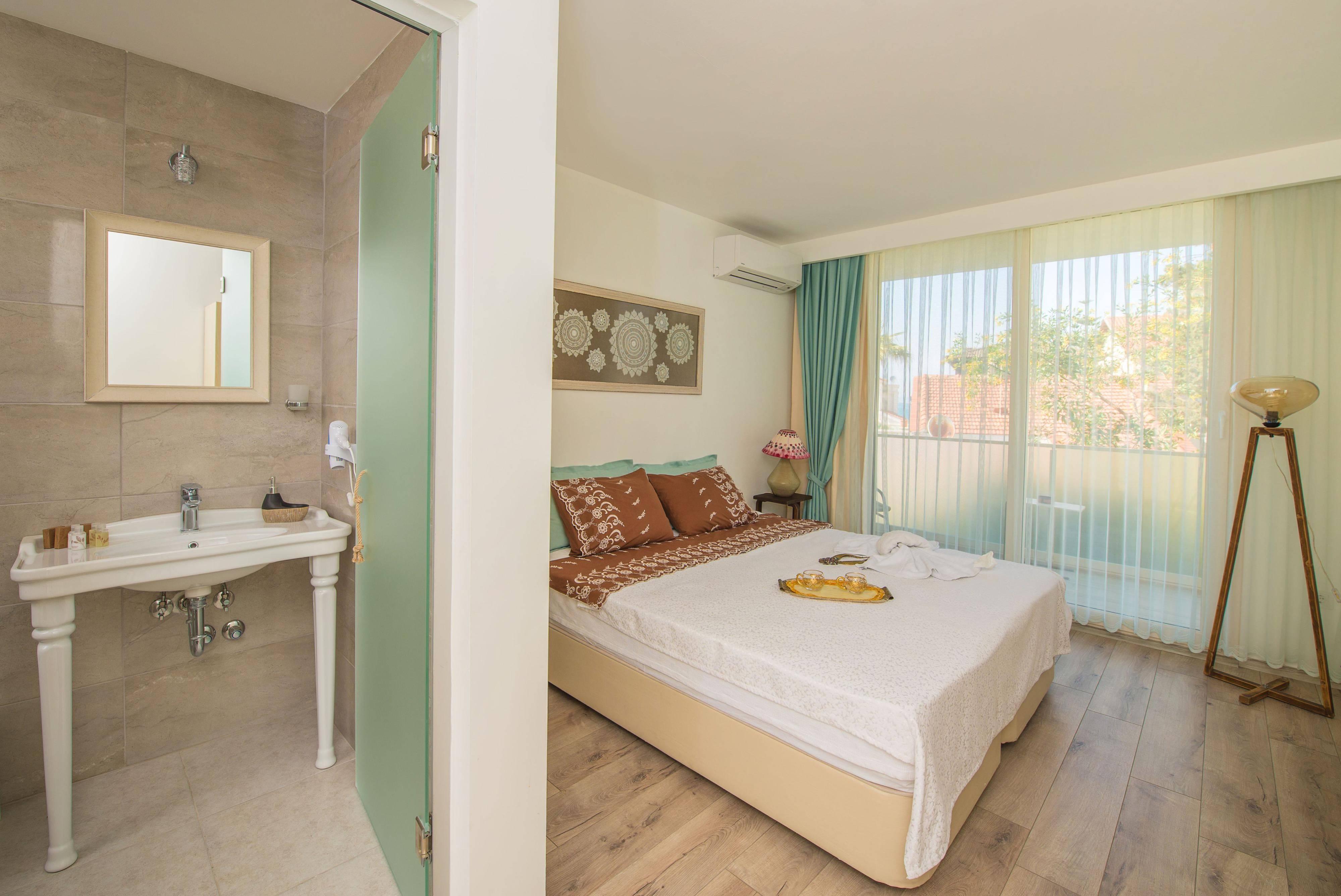 Destina Hotel Кешме Экстерьер фото