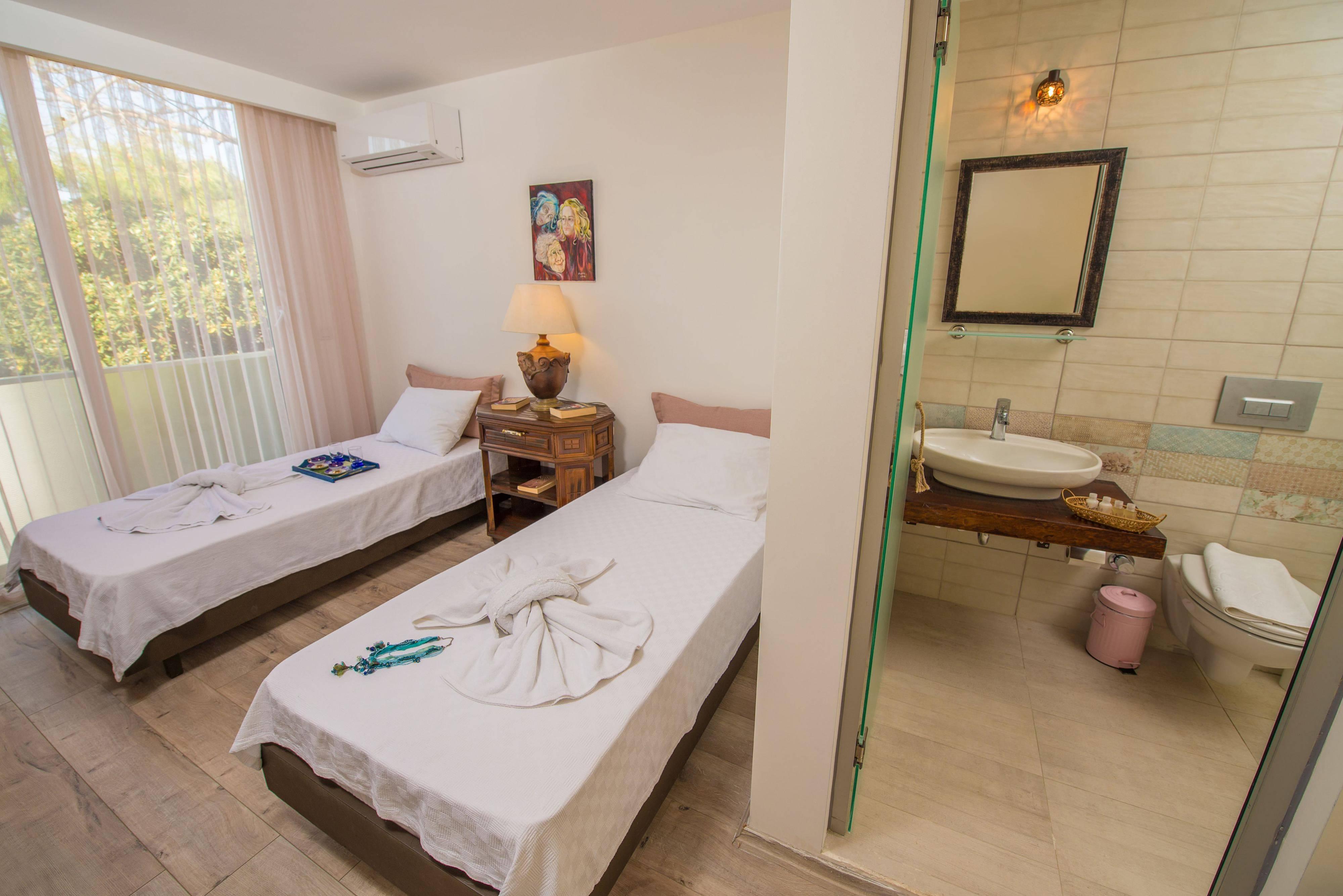 Destina Hotel Кешме Экстерьер фото
