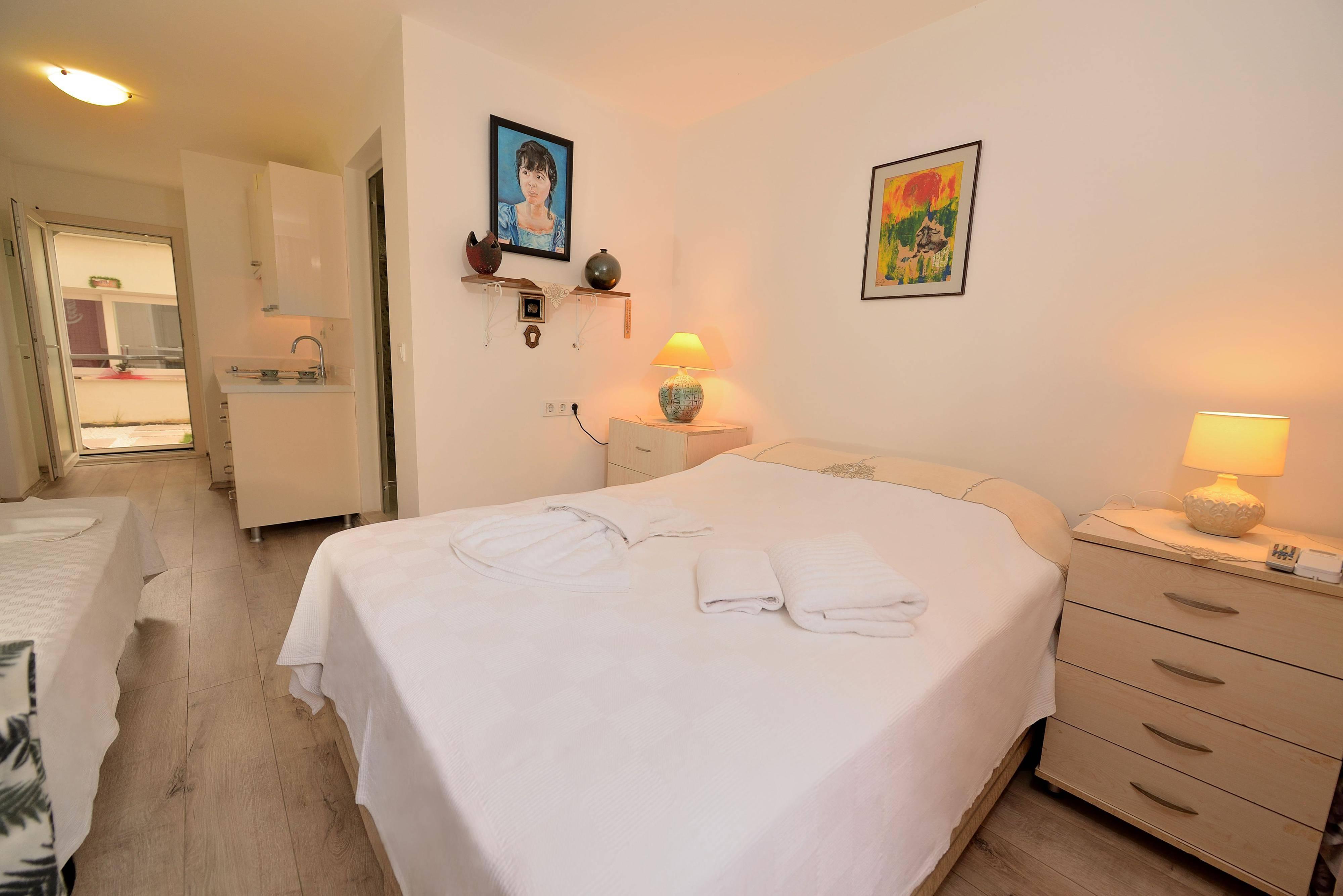 Destina Hotel Кешме Экстерьер фото
