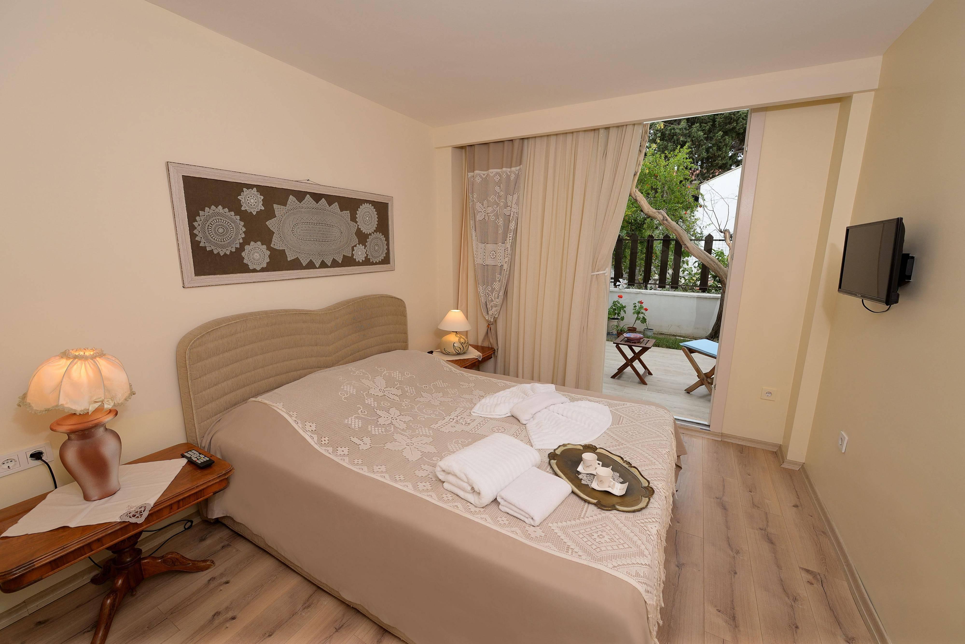 Destina Hotel Кешме Экстерьер фото