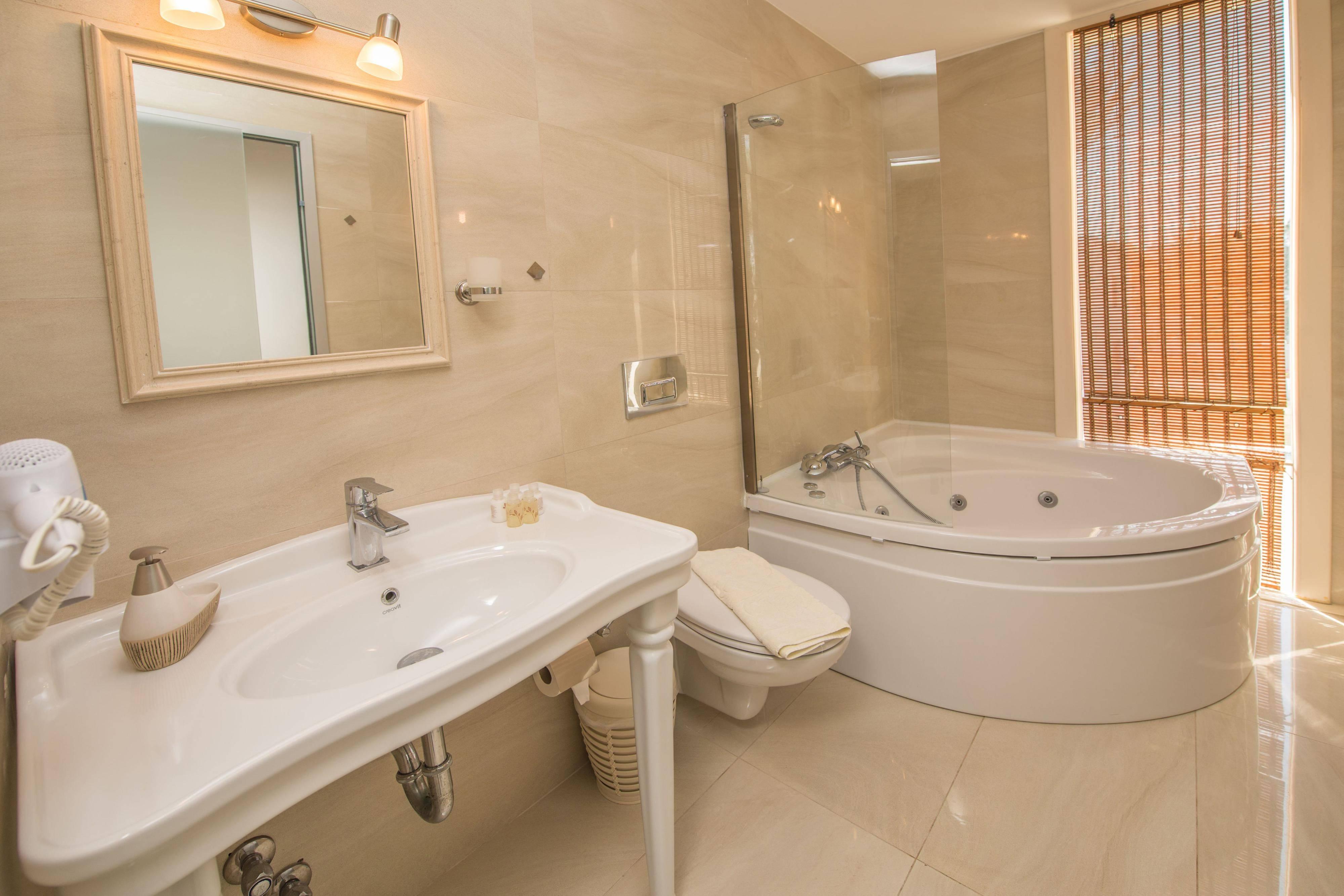 Destina Hotel Кешме Экстерьер фото